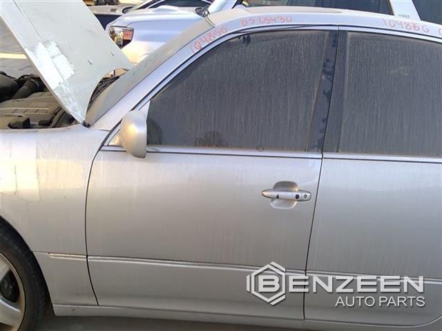 2004 Lexus LS 430 Front Door (Left)