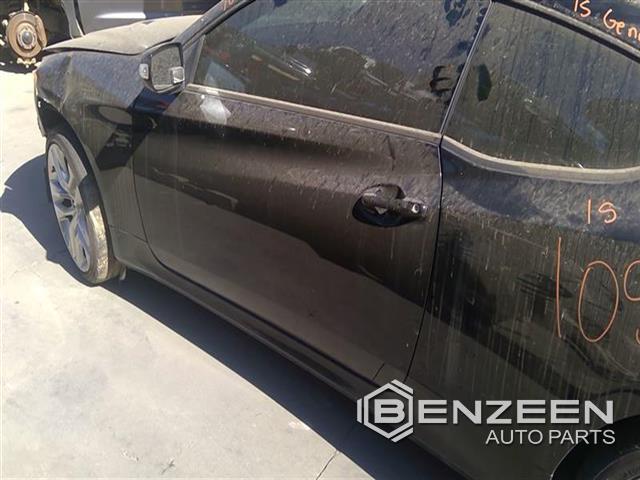 2009 Hyundai Genesis Front Door (Left)