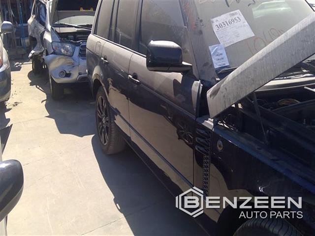 2010 Land Rover Range Rover Front Door (Right)