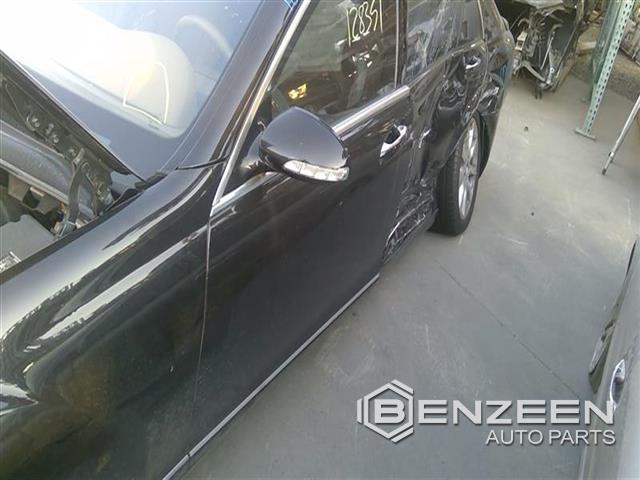 2007 Mercedes-Benz S550 Front Door (Left)