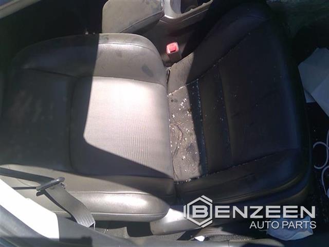 2013 Lexus CT 200H Front Seat (Right)