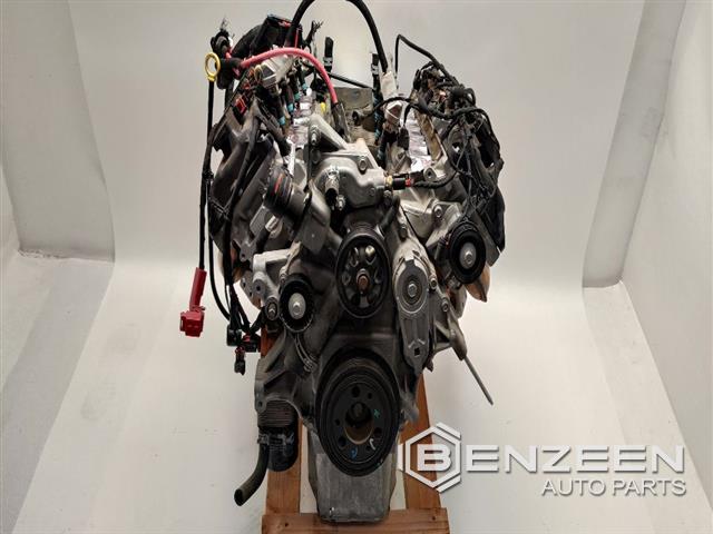 2015 Dodge Challenger Engine Assembly