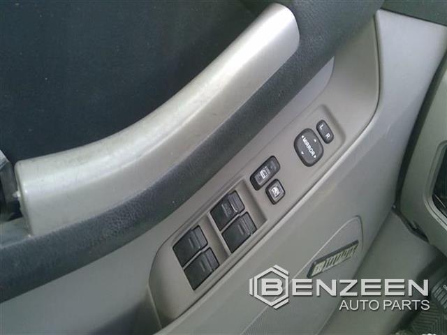 2006 Toyota 4 Runner Door Electric Switch (Left)