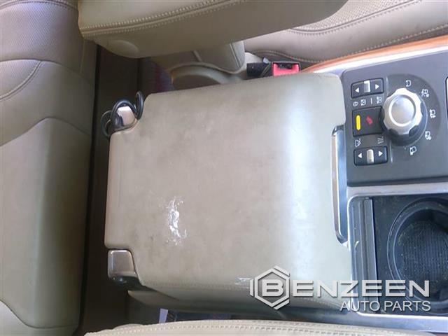 2010 Land Rover Range Rover Sport Console Front