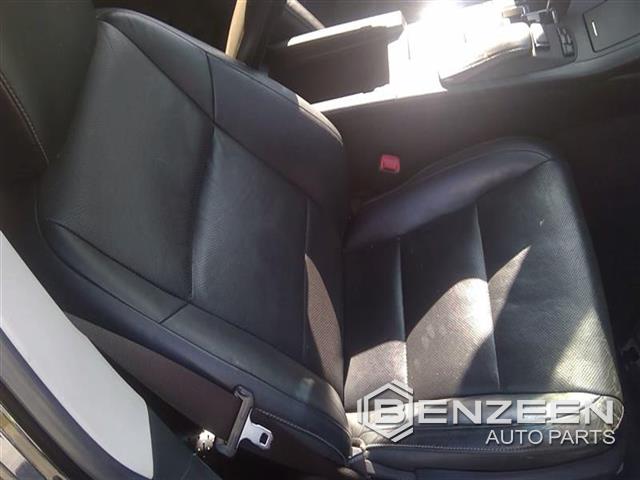 2013 Lexus ES 350 Front Seat (Right)