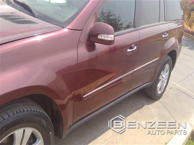 2007 Mercedes-Benz GL450 Front Door (Left)