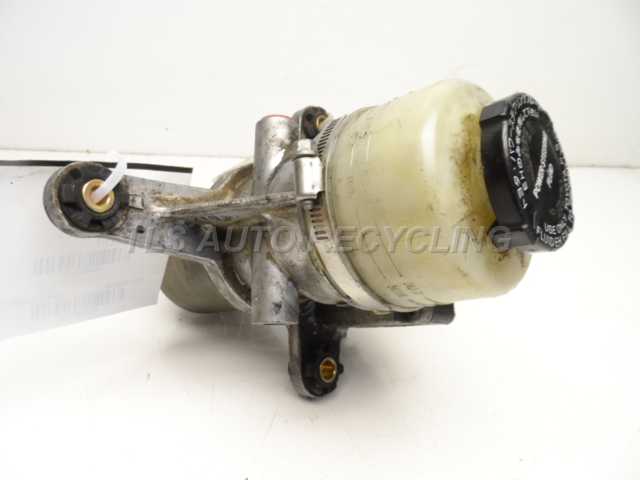 2003 Toyota MR 2 Power Steering Pump