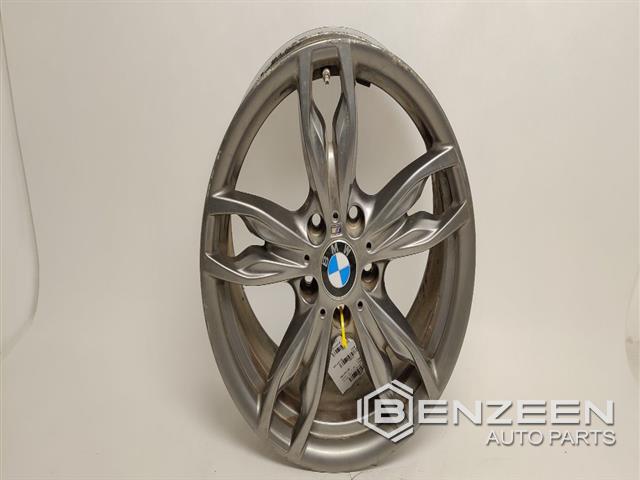 2015 BMW M235i Wheel / Rim (Left)