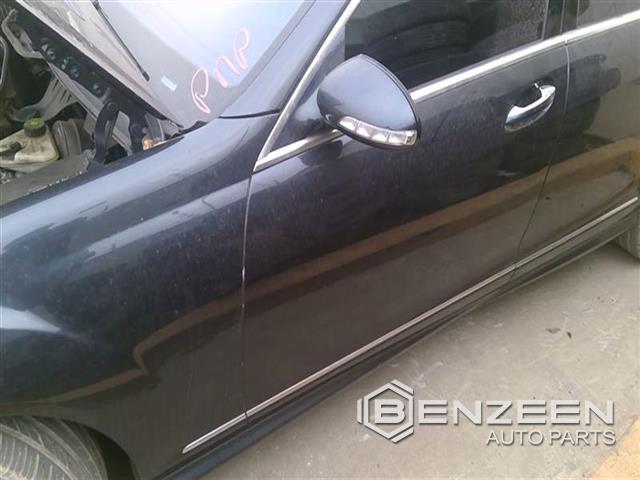 2007 Mercedes-Benz S550 Front Door (Left)