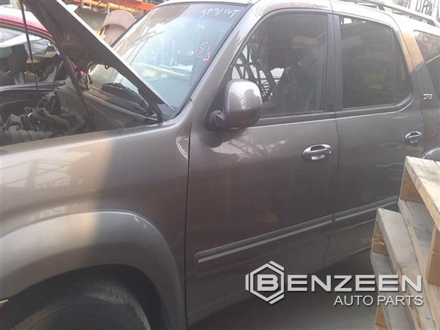 2001 Toyota Sequoia Front Door (Left)